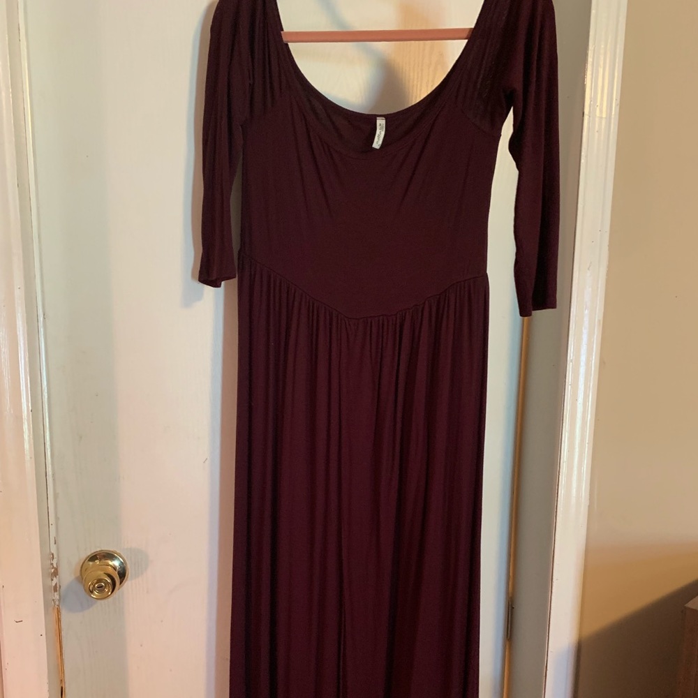 Floor Length Maternity Shoot Dress